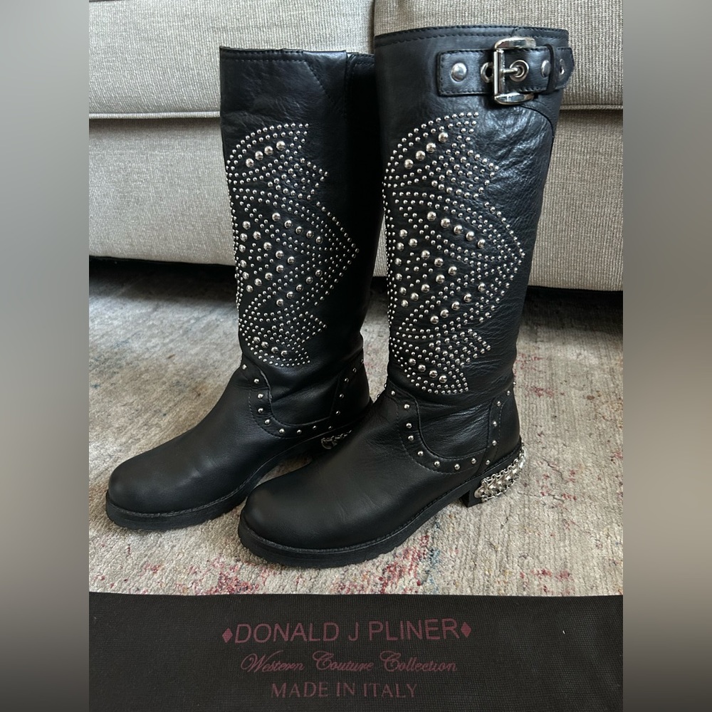 ✨HOST PICK✨ Donald J. Pliner Studded Boot
